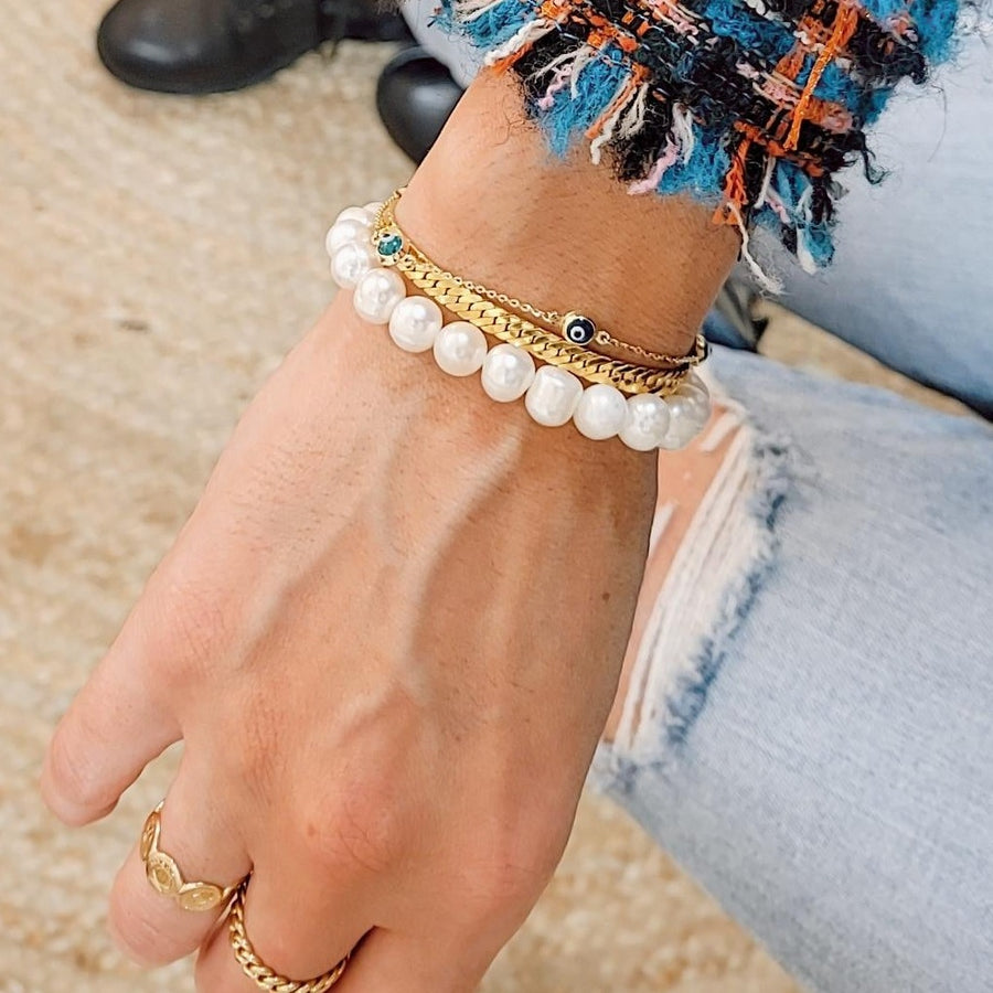 Pearl stretch bracelet