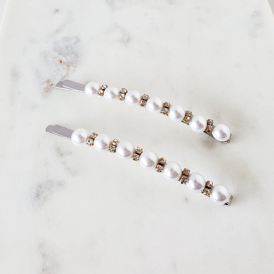 Pearl and rhinestone pin set